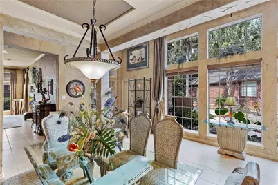 7 N Spring Brook Ct, Spring, TX 77382 - Photo 9