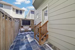 5610 Kiam St, Houston, TX 77007 - Photo 13