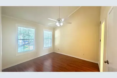 11710 Southlake Drive #16, Houston, TX 77077 - Photo 23