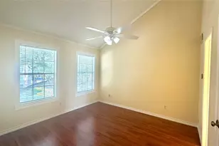 11710 Southlake Dr, Houston, TX 77077 - Photo 23