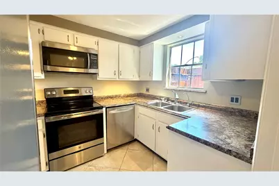 11710 Southlake Drive #16, Houston, TX 77077 - Photo 11