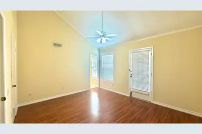 11710 Southlake Drive #16, Houston, TX 77077 - Photo 29