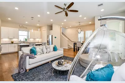 2010 Saint Charles Street, Houston, TX 77003 - Photo 1