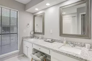 1911 Bering Dr, Houston, TX 77057 - Photo 21