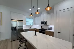 2706 Cochran St, Houston, TX 77009 - Photo 9