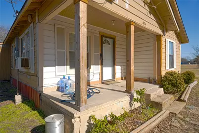 804 E 18th Avenue, Corsicana, TX 75110 - Photo 3