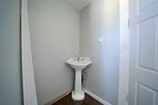 804 E 18th Ave, Corsicana, TX 75110 - Photo 13