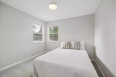 5106 Village Springs Drive, Kingwood, TX 77339 - Photo 21