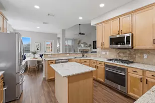 6506 River Glen Ct, Pearland, TX 77584 - Photo 11