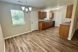 1592 Dr Martin Luther King Dr, Montgomery, TX 77356 - Photo 9