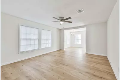 105 Live Oak Street, Baytown, TX 77520 - Photo 11
