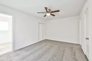 105 Live Oak St, Baytown, TX 77520 - Photo 23
