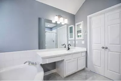 18135 Somerset Knolls, Houston, TX 77094 - Photo 21