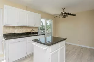 13 Mariner Village Dr, Seabrook, TX 77586 - Photo 25