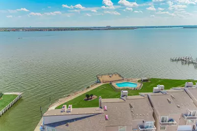 13 Mariner Village Drive, Seabrook, TX 77586 - Photo 11