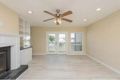 13 Mariner Village Drive, Seabrook, TX 77586 - Photo 17