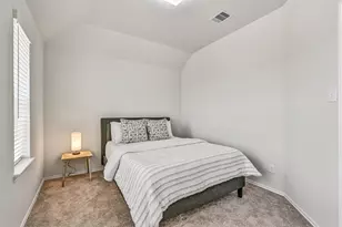 352 Selah Ct, Alvin, TX 77511 - Photo 23