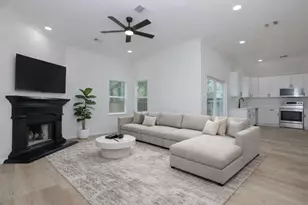 1241 Chateau Woods Pkwy Dr, Conroe, TX 77385 - Photo 17