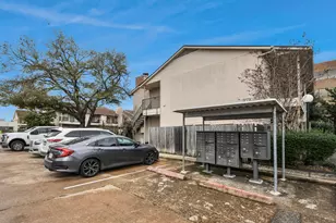 1818 Augusta Dr, Houston, TX 77057 - Photo 3