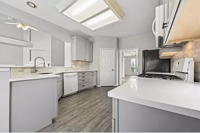 11607 Oak Lake Park Drive, Sugar Land, TX 77498 - Photo 15