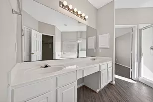 11607 Oak Lake Park Dr, Sugar Land, TX 77498 - Photo 27