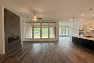 15423 Sun Rose St, Conroe, TX 77302 - Photo 11