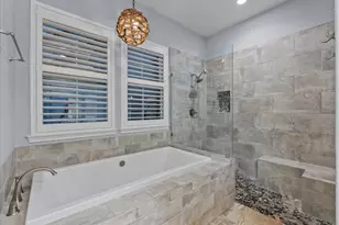 713 Bayou Crest Dr, Dickinson, TX 77539 - Photo 27