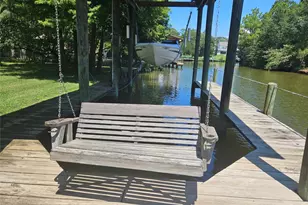 713 Bayou Crest Dr, Dickinson, TX 77539 - Photo 47