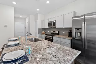 9119 Highland Northern Wy, Houston, TX 77088 - Photo 13