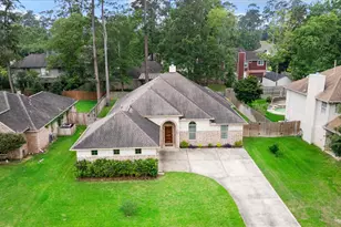 754 Forest Ln Dr, Conroe, TX 77302 - Photo 17