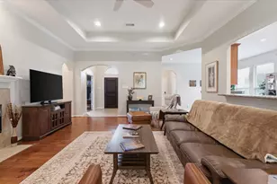 754 Forest Ln Dr, Conroe, TX 77302 - Photo 5