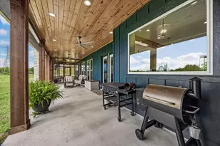 2610 County Rd 163, Alvin, TX 77511 - Photo 43