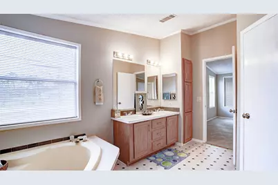 2516 Loch Lomond Street, Highlands, TX 77562 - Photo 23