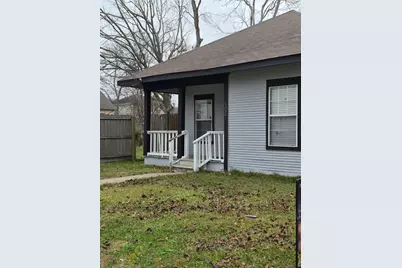 504 American Street, Baytown, TX 77520 - Photo 1