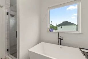 5505 Oakmont Villas Dr, Houston, TX 77091 - Photo 13