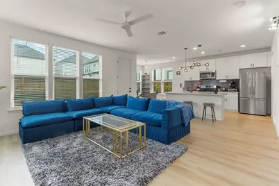 5505 Oakmont Villas Drive, Houston, TX 77091 - Photo 3