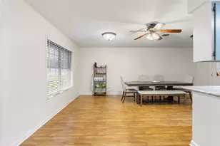 202 W West St, El Campo, TX 77437 - Photo 13
