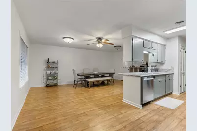 202 W West Street, El Campo, TX 77437 - Photo 13