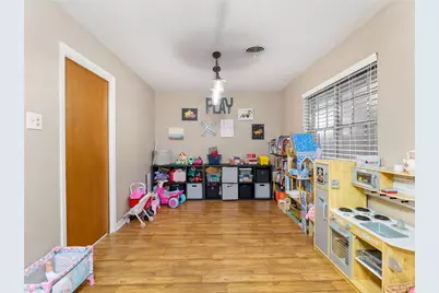 202 W West Street, El Campo, TX 77437 - Photo 7