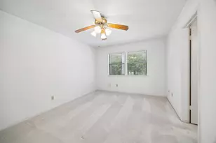 2310 Mill Lake Dr, Kingwood, TX 77339 - Photo 19