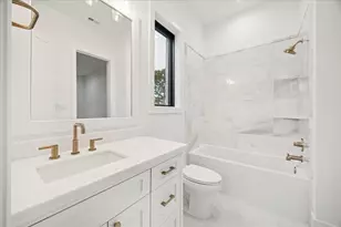 830 Azalea St, Houston, TX 77018 - Photo 25