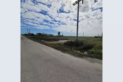 1287, 1291 & 1295 N Monkhouse Drive, Crystal Beach, TX 77650 - Photo 11