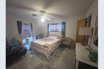 270 Bode Street, El Campo, TX 77437 - Photo 13