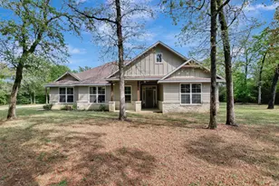 1196 Evelyn Ct, Franklin, TX 77856 - Photo 1