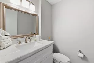 1011 Fountain View Dr, Houston, TX 77057 - Photo 9