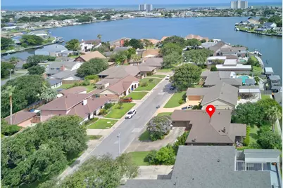 61 Lebrun Court, Galveston, TX 77551 - Photo 35