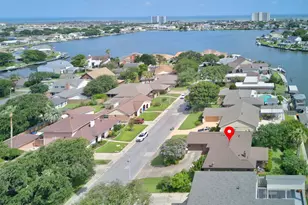 61 Lebrun Ct, Galveston, TX 77551 - Photo 35