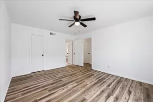 1572 Marshall Woods Dr, Beaumont, TX 77706 - Photo 19