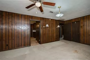 504 N Echols St, Caldwell, TX 77836 - Photo 5