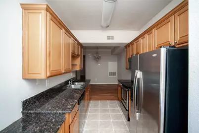 2255 Braeswood Park Drive #289, Houston, TX 77030 - Photo 9